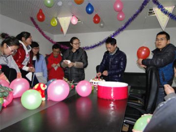 День рождения работника, 2 2018